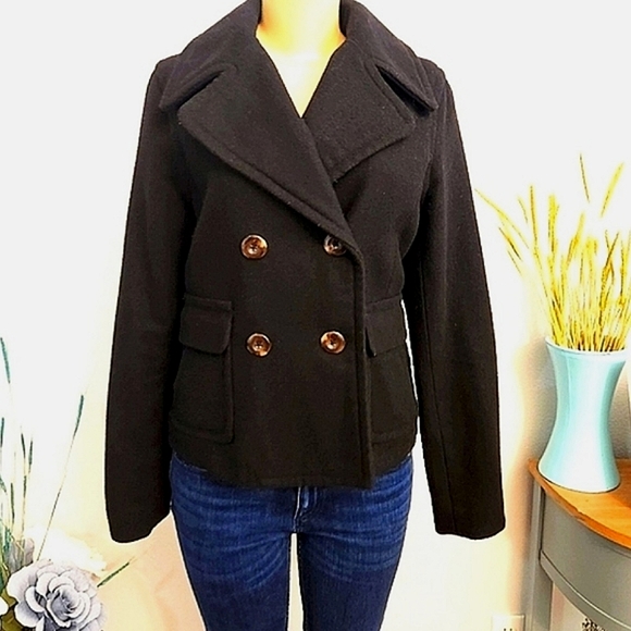 American Eagle Outfitters Jackets & Blazers - American eagle jacket size small